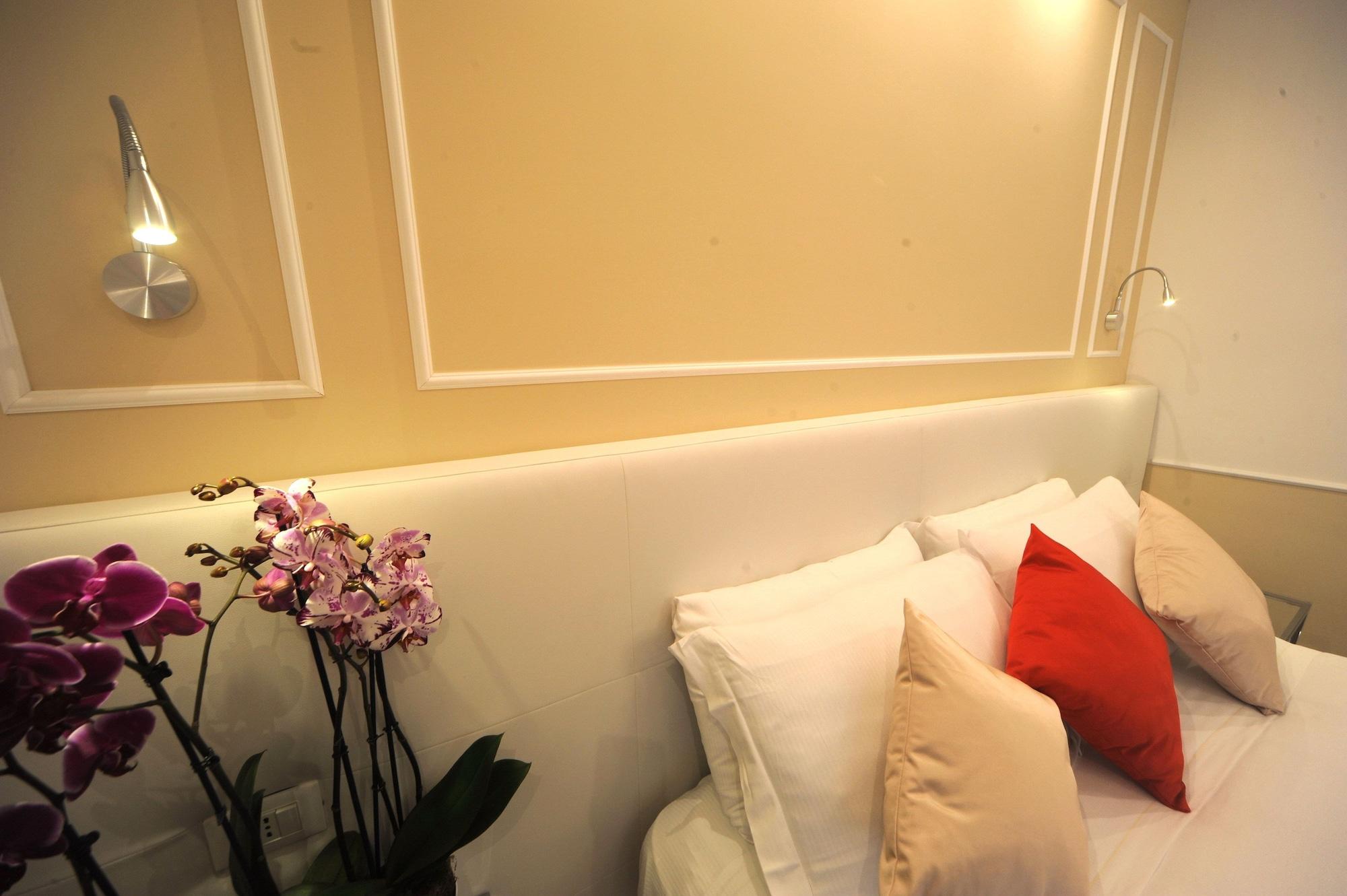 My Suites Piazza Di Spagna Рим Екстер'єр фото