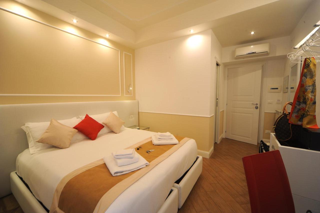My Suites Piazza Di Spagna Рим Екстер'єр фото